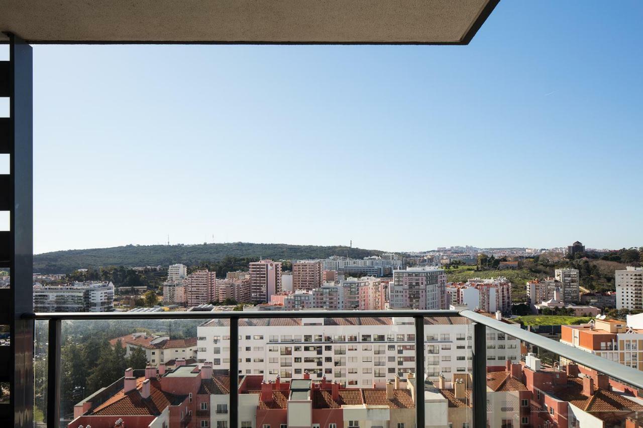 Skyscraper Riverview Lisbon With Indoor Pool Lisboa Exterior foto